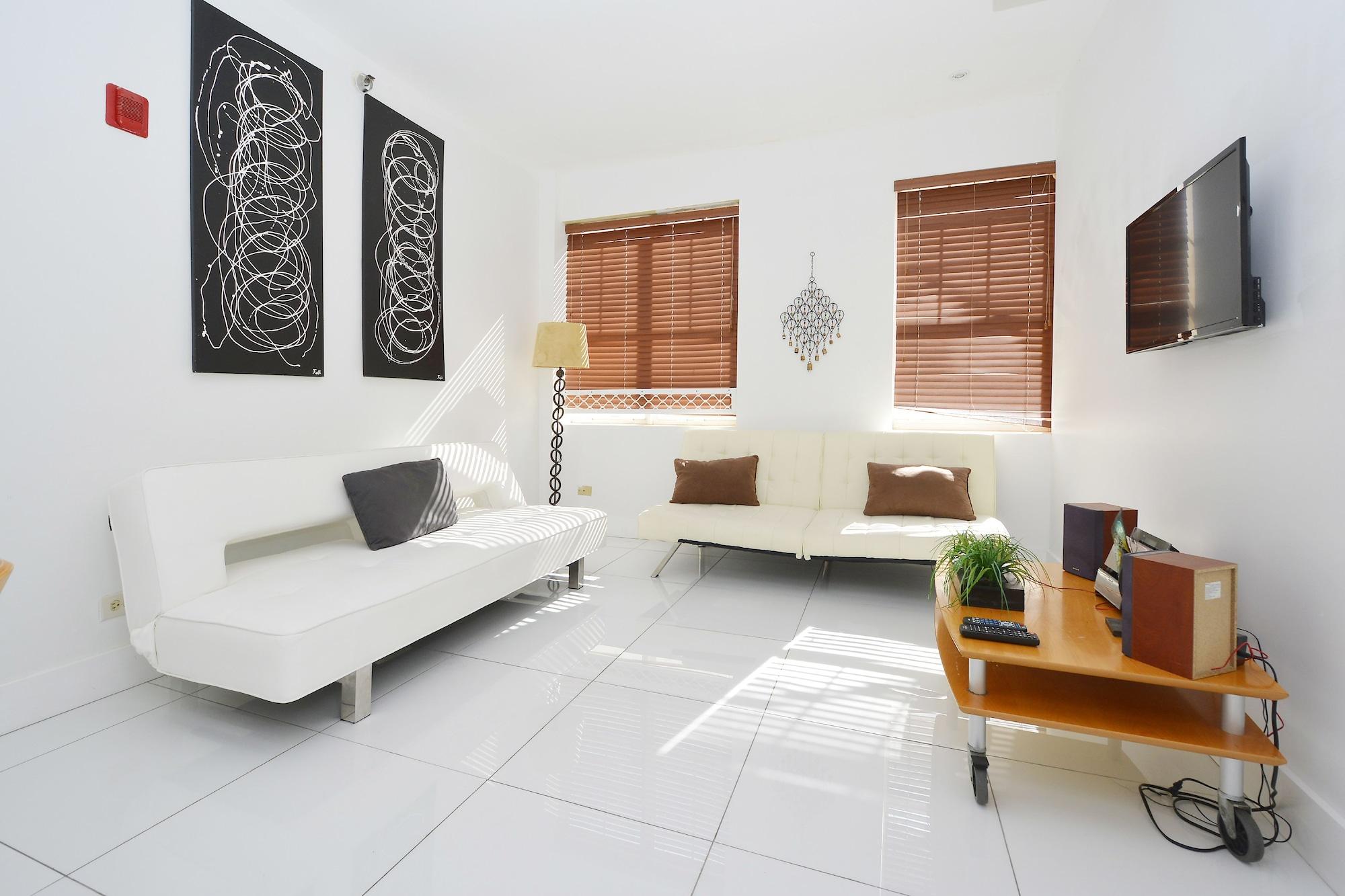 First Street Apartments Miami Beach Exterior photo