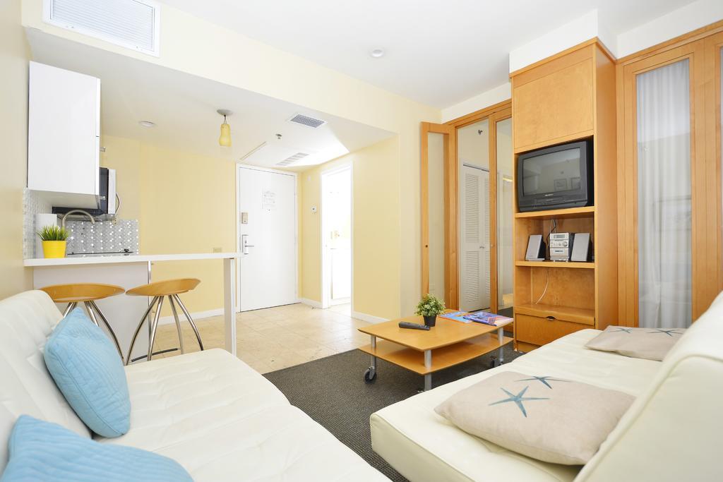 First Street Apartments Miami Beach Exterior photo